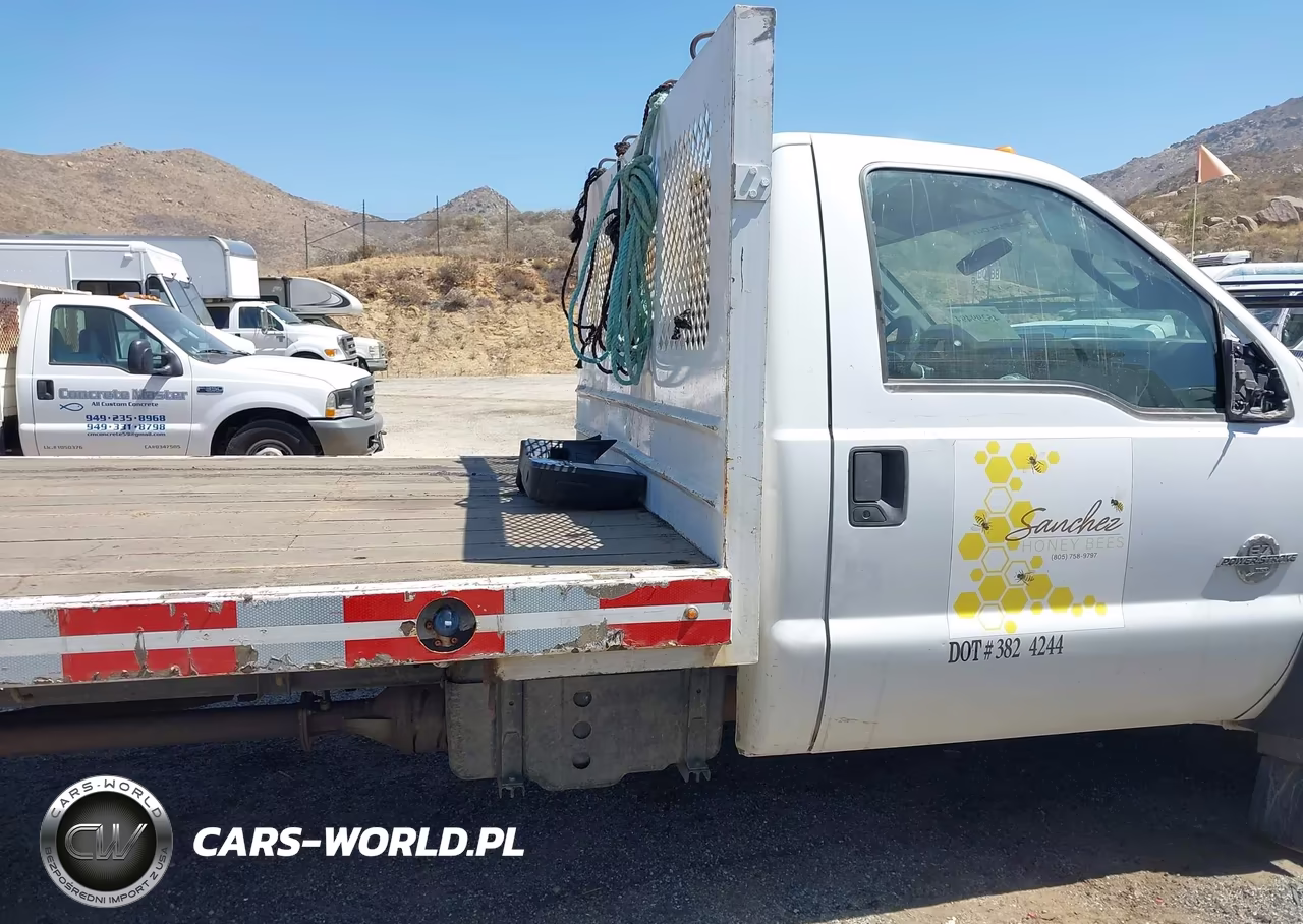 2011 Ford F-550 Chassis Xl VIN:1FDUF5GT9BEB06171 - 17