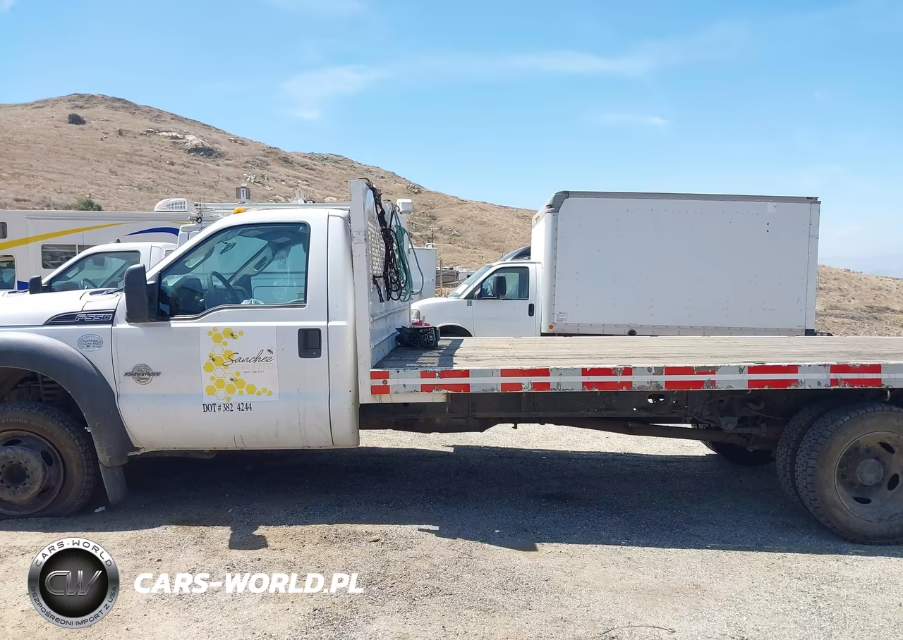 2011 Ford F-550 Chassis Xl VIN:1FDUF5GT9BEB06171 - 18