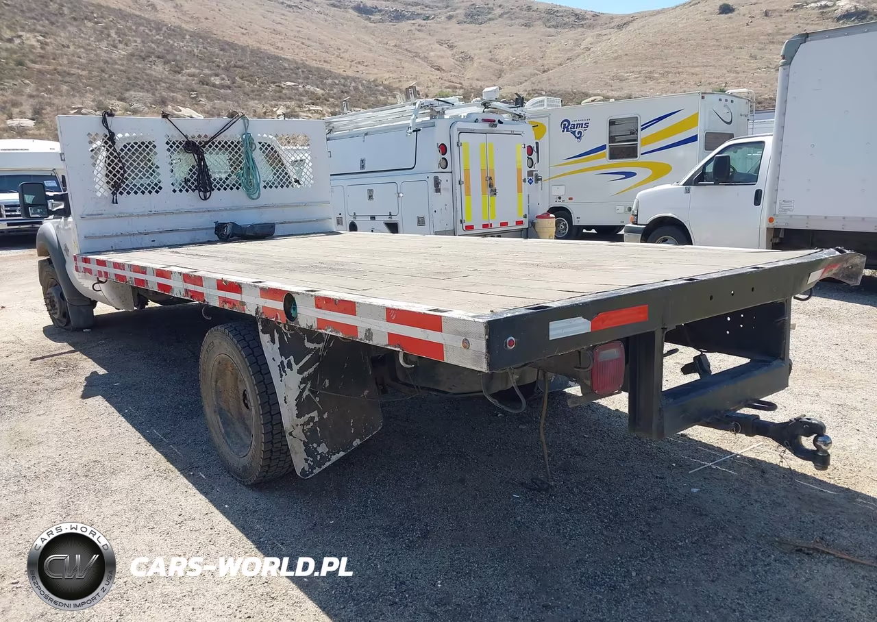 2011 Ford F-550 Chassis Xl VIN:1FDUF5GT9BEB06171 - 3