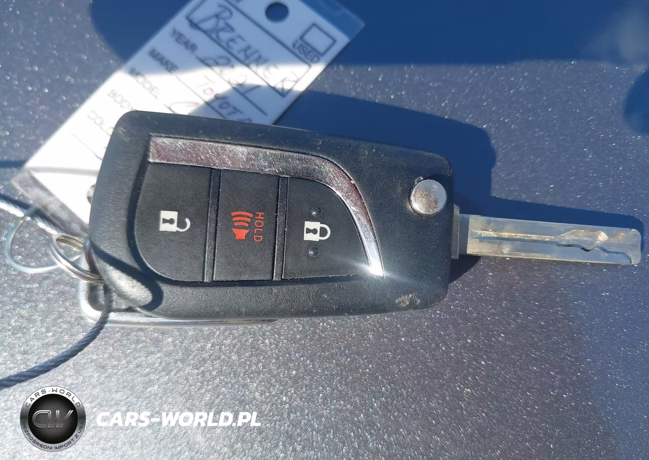 2021 Toyota C-Hr Le VIN:NMTKHMBX9MR126863 - 11