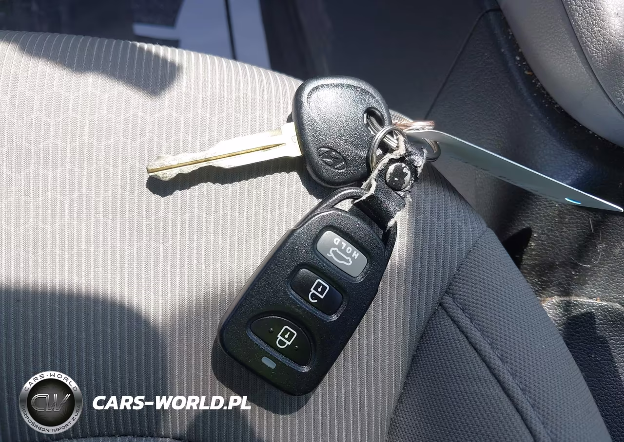 2018 Hyundai Elantra Se VIN:5NPD74LFXJH320743 - 11