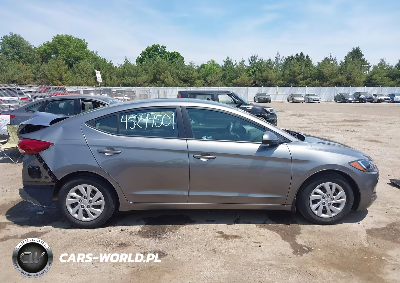 2018 Hyundai Elantra Se VIN:5NPD74LFXJH320743 - 14