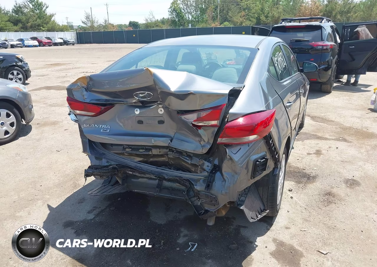 2018 Hyundai Elantra Se VIN:5NPD74LFXJH320743 - 6