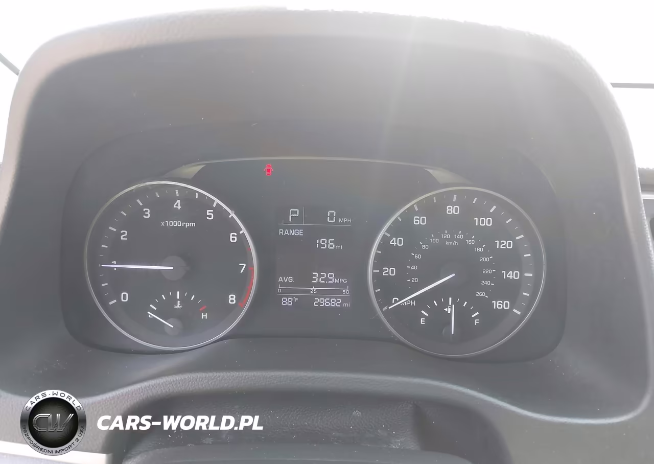 2018 Hyundai Elantra Se VIN:5NPD74LFXJH320743 - 7