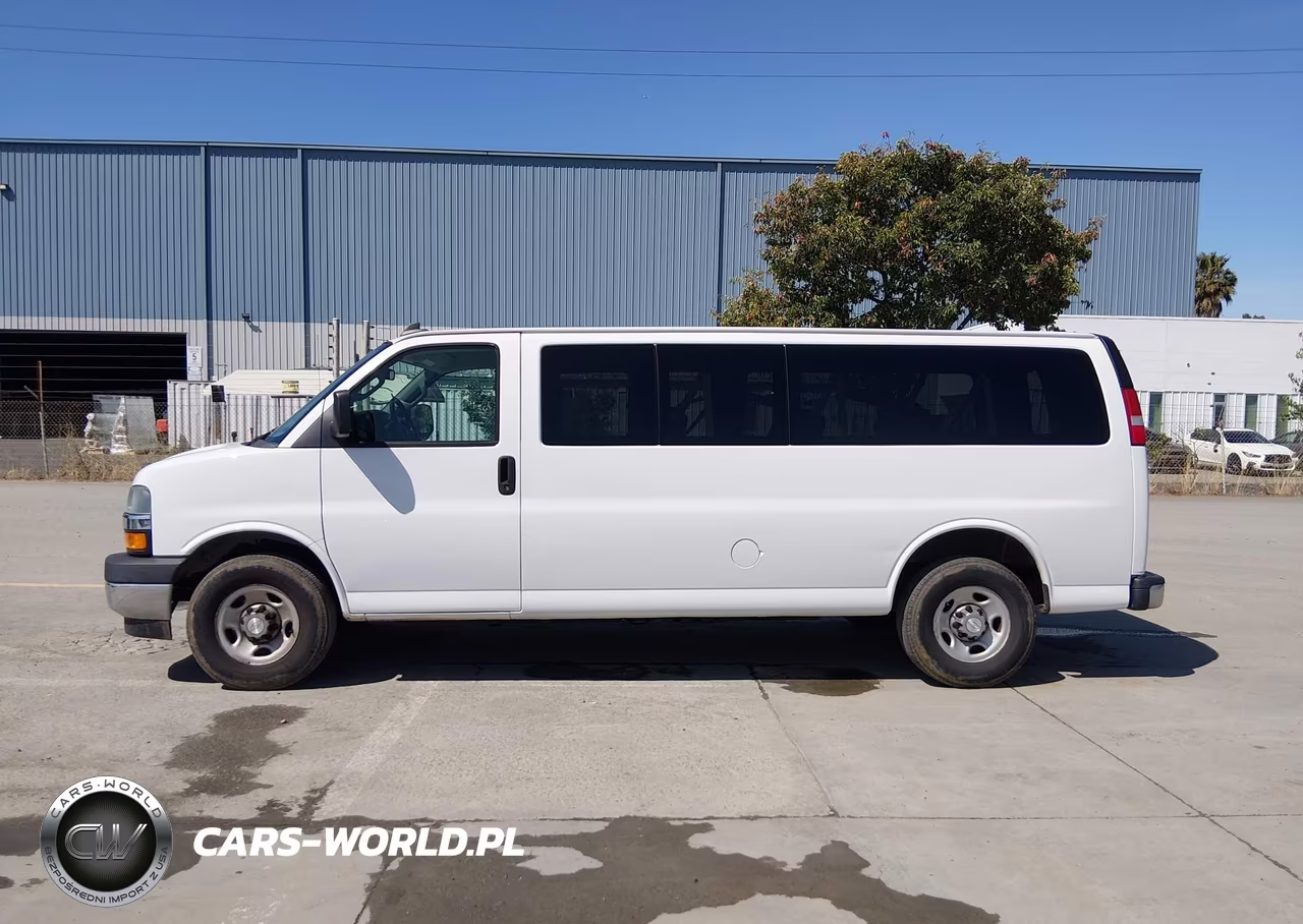 2018 Chevrolet Express 3500 Lt VIN:1GAZGPFG4J1337629 - 14
