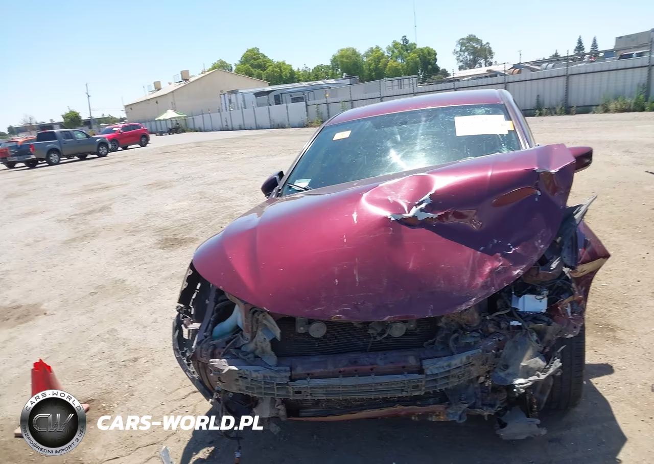 2017 Honda Accord Sport VIN:1HGCR2F5XHA132949 - 13