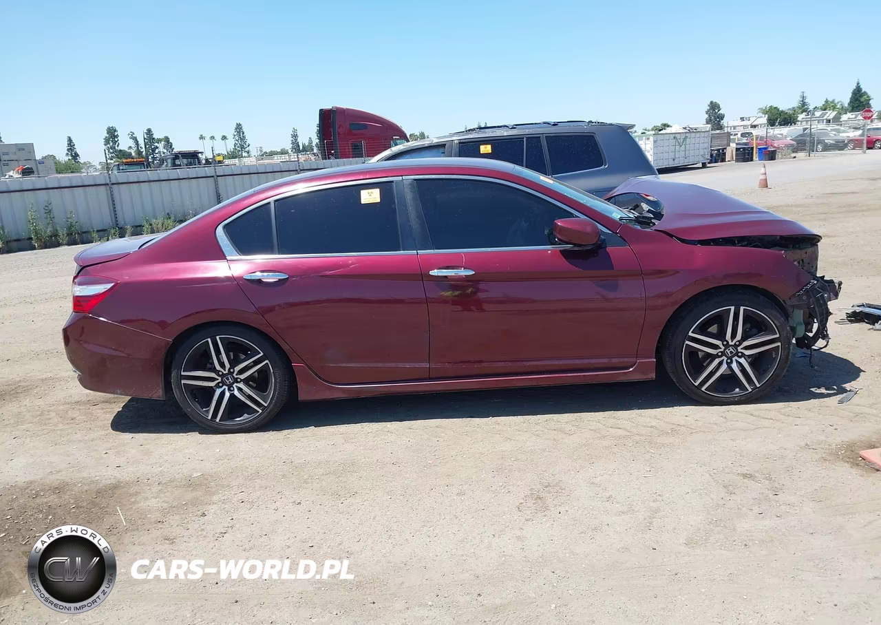 2017 Honda Accord Sport VIN:1HGCR2F5XHA132949 - 14