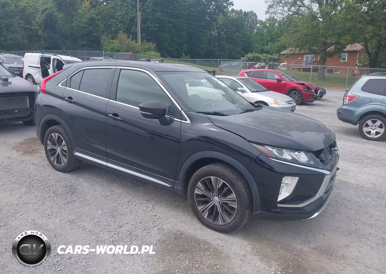 2018 Mitsubishi Eclipse Cross Se – zdjęcie 1 z 17