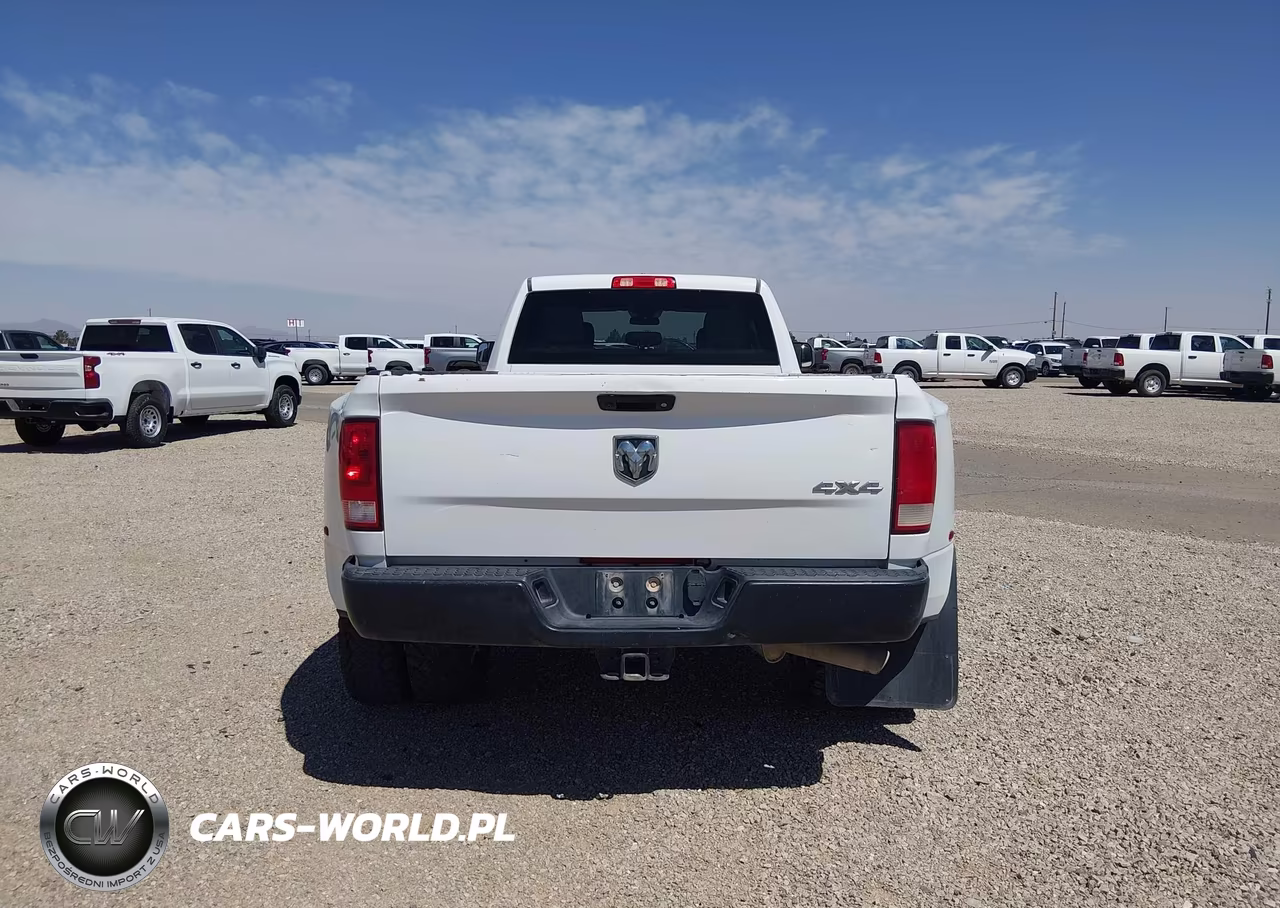 2018 Ram 3500 Tradesman 4X4 8' Box VIN:3C63RRGJ3JG412584 - 16