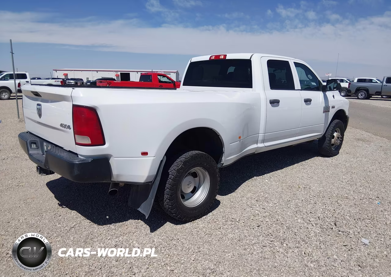 2018 Ram 3500 Tradesman 4X4 8' Box VIN:3C63RRGJ3JG412584 - 4