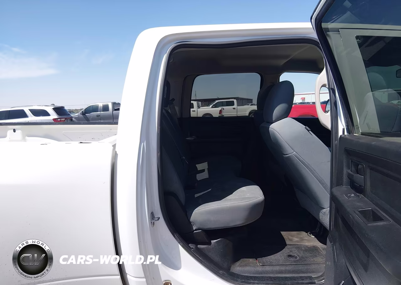 2018 Ram 3500 Tradesman 4X4 8' Box VIN:3C63RRGJ3JG412584 - 8