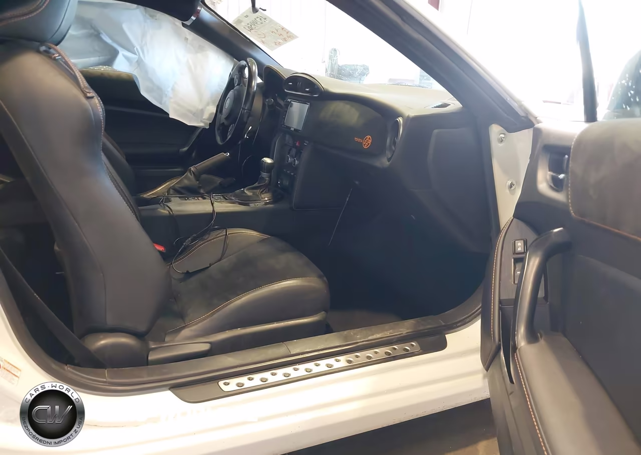 2017 Toyota 86 860 Special Edition VIN:JF1ZNAA17H8708299 - 5