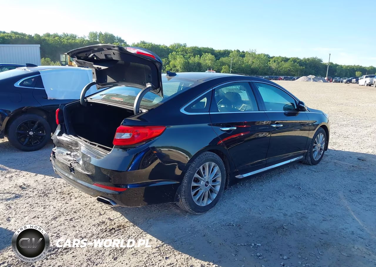 2015 Hyundai Sonata Limited VIN:5NPE34AF8FH174451 - 4
