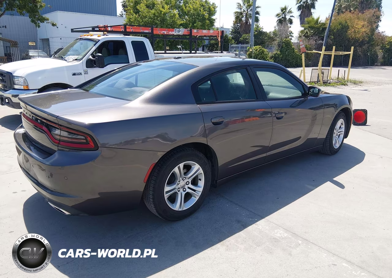 2020 Dodge Charger Sxt Rwd VIN:2C3CDXBGXLH179978 - 4