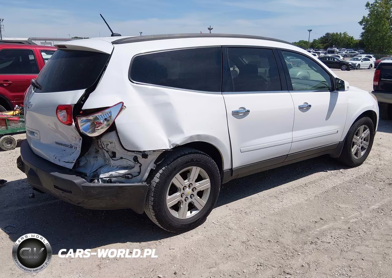 2010 Chevrolet Traverse Lt VIN:1GNLRGED2AS112965 - 4