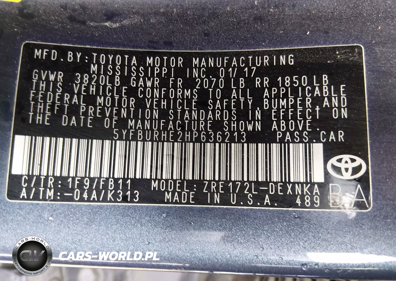 2017 Toyota Corolla Le VIN:5YFBURHE2HP636213 - 9
