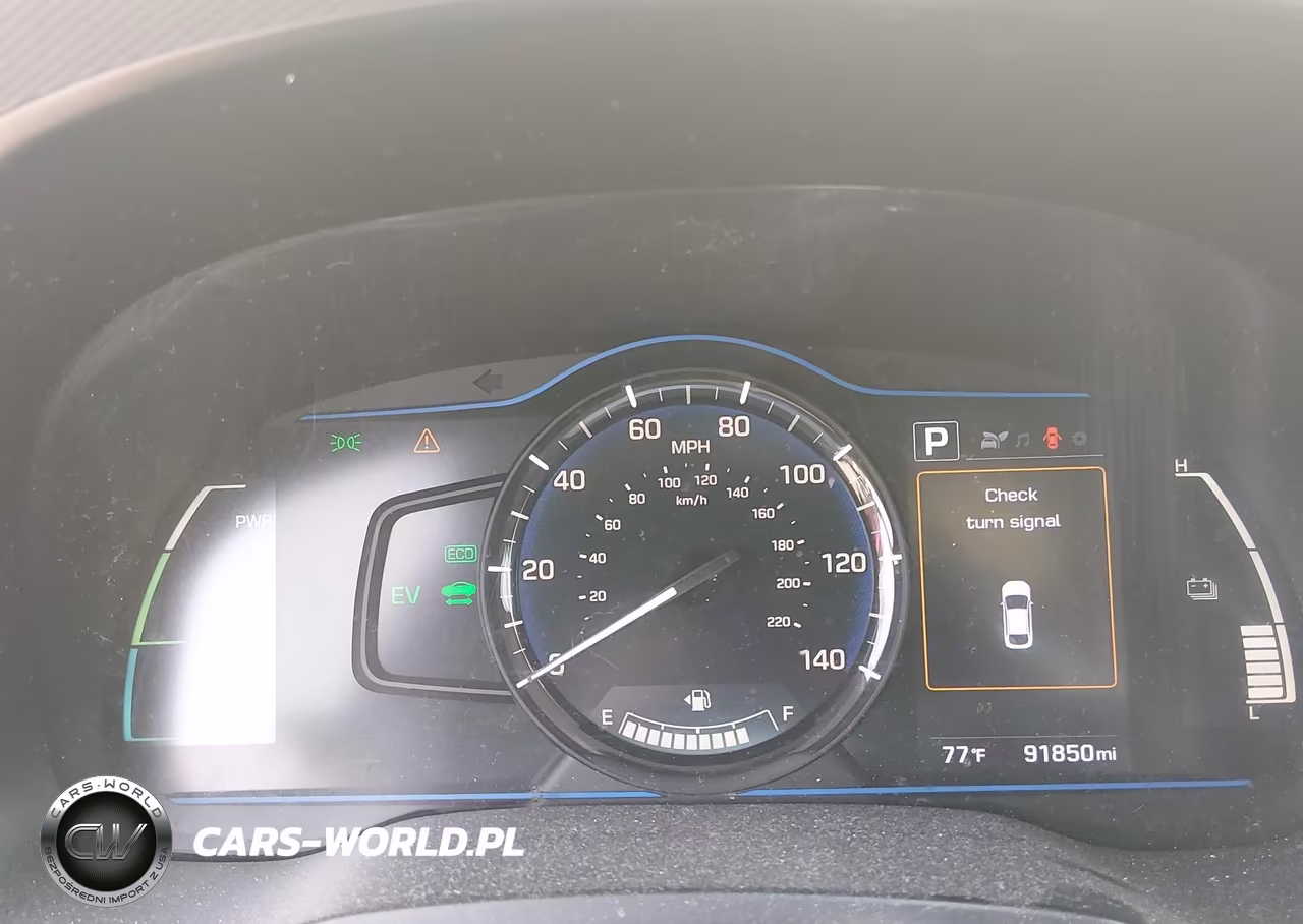 2018 Hyundai Ioniq Hybrid Blue VIN:KMHC65LC6JU102228 - 7
