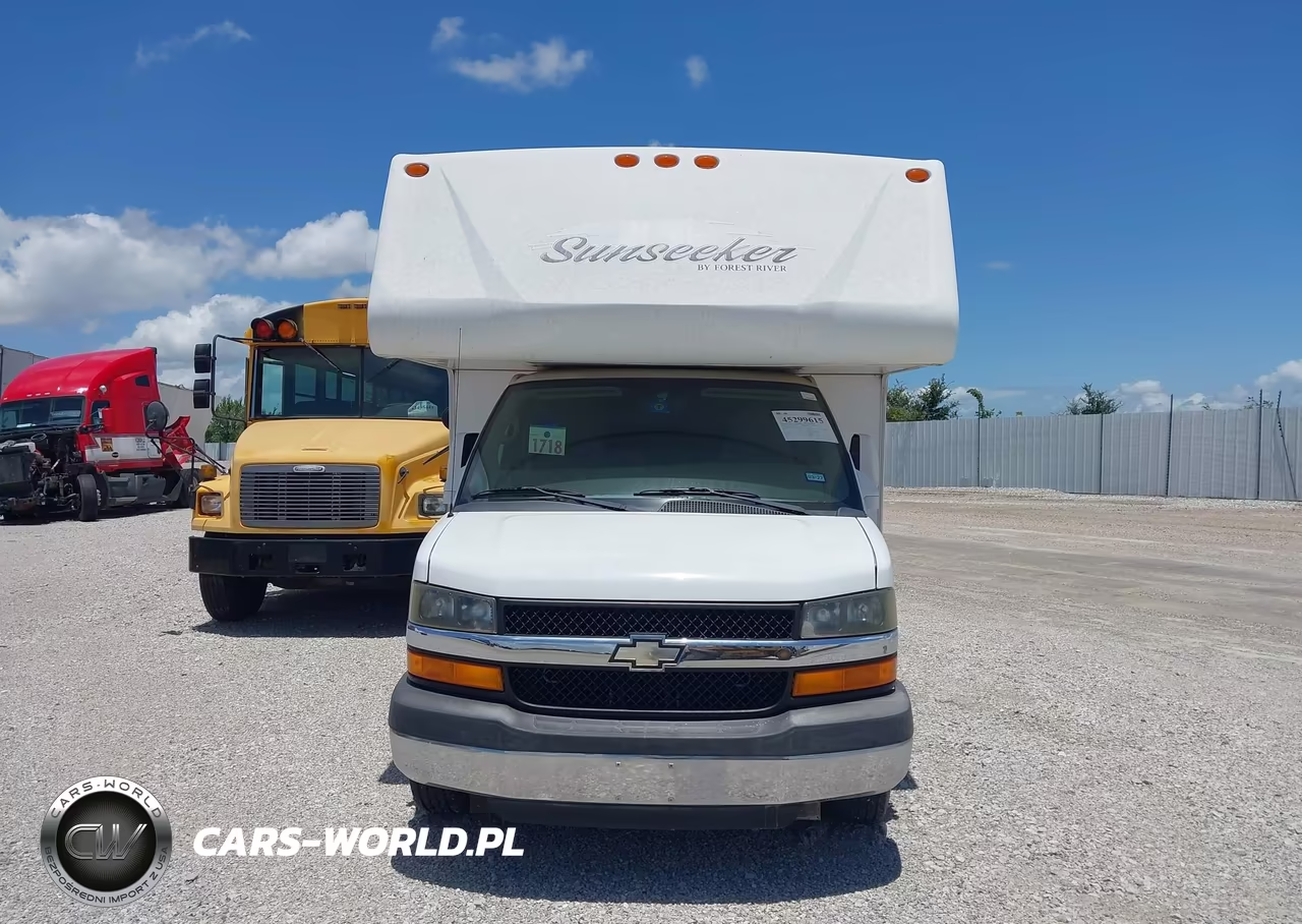 2012 Chevrolet Express Cutaway 4500 Series VIN:1GB6G5CG2C1130781 - 12