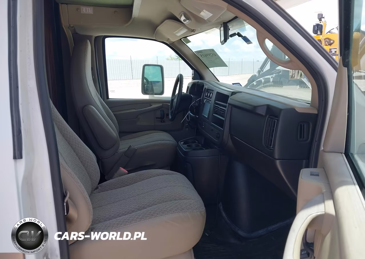2012 Chevrolet Express Cutaway 4500 Series VIN:1GB6G5CG2C1130781 - 6