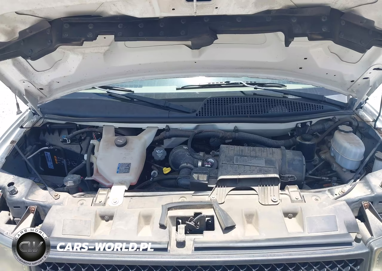2012 Chevrolet Express Cutaway 4500 Series VIN:1GB6G5CG2C1130781 - 9