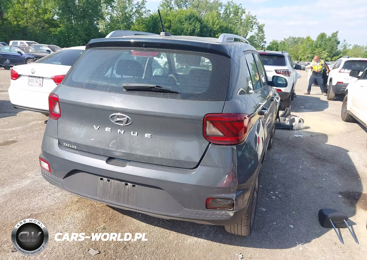 2024 Hyundai Venue Limited VIN:KMHRC8A36RU305588 - 4