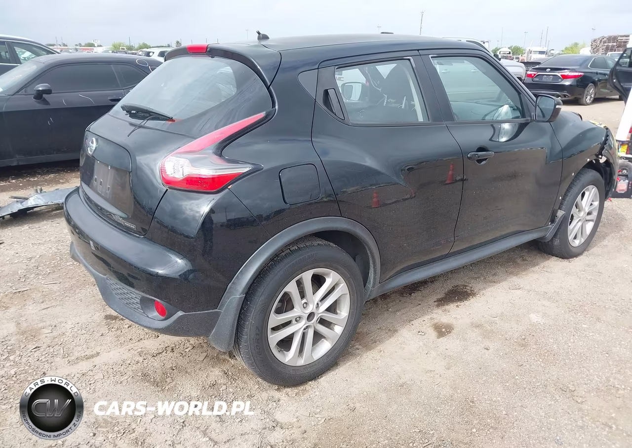 2016 Nissan Juke S VIN:JN8AF5MR6GT609423 - 4