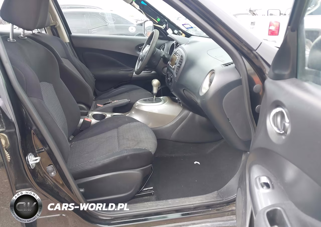 2016 Nissan Juke S VIN:JN8AF5MR6GT609423 - 5
