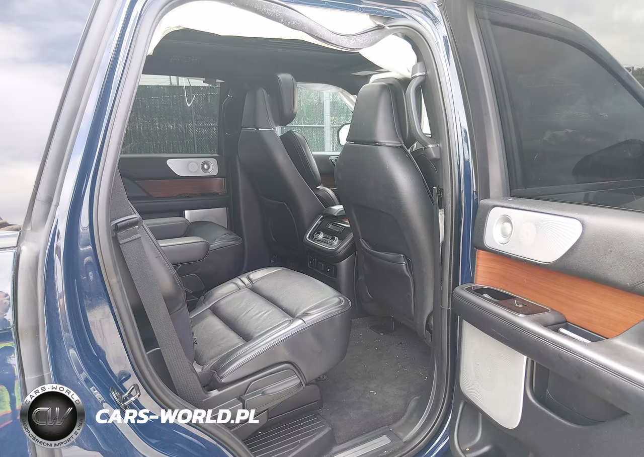 2019 Lincoln Navigator Reserve VIN:5LMJJ2LTXKEL25398 - 8