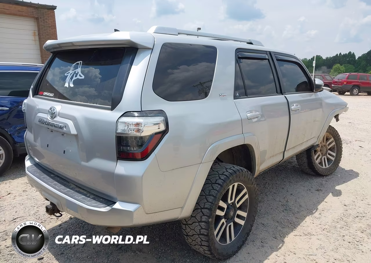 2015 Toyota 4Runner Sr5 VIN:JTEBU5JR2F5240827 - 4