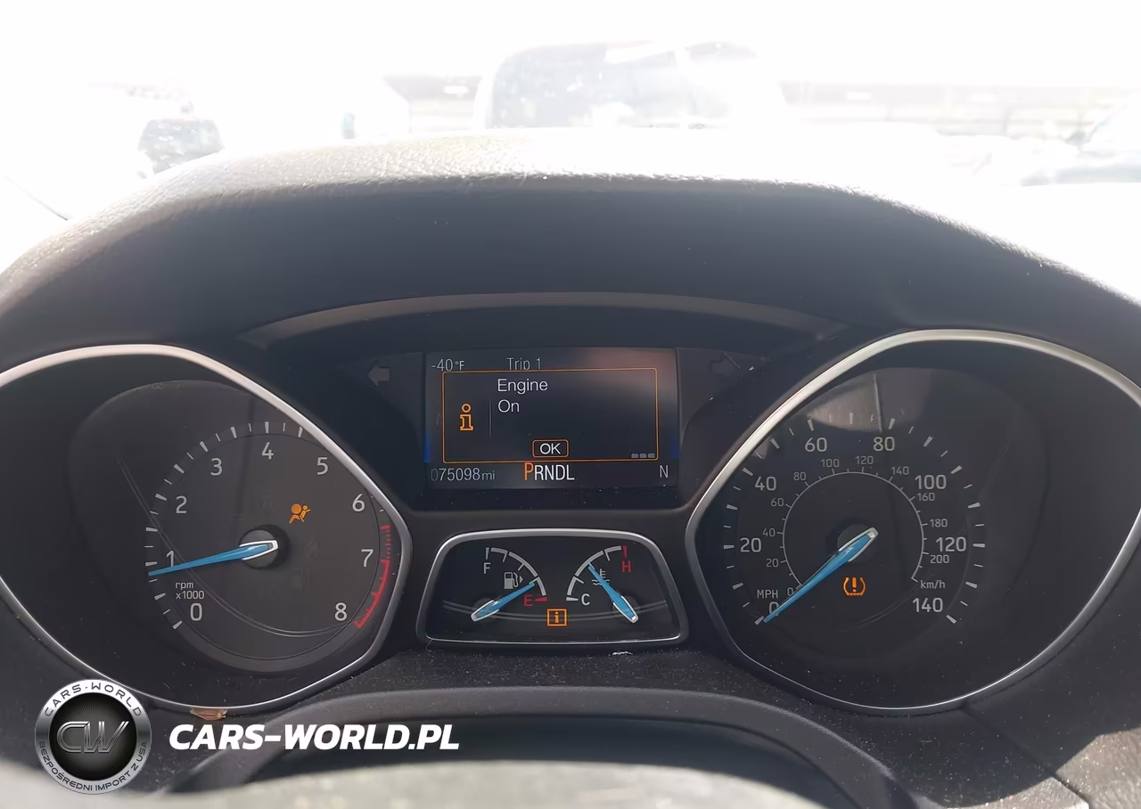 2018 Ford Focus Se VIN:1FADP3K24JL332381 - 7