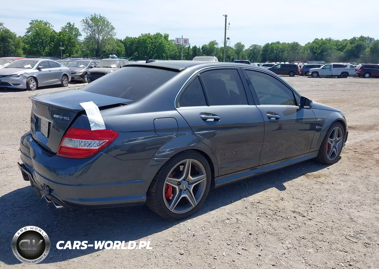 2011 Mercedes-Benz C 63 Amg VIN:WDDGF7HBXBF662508 - 4