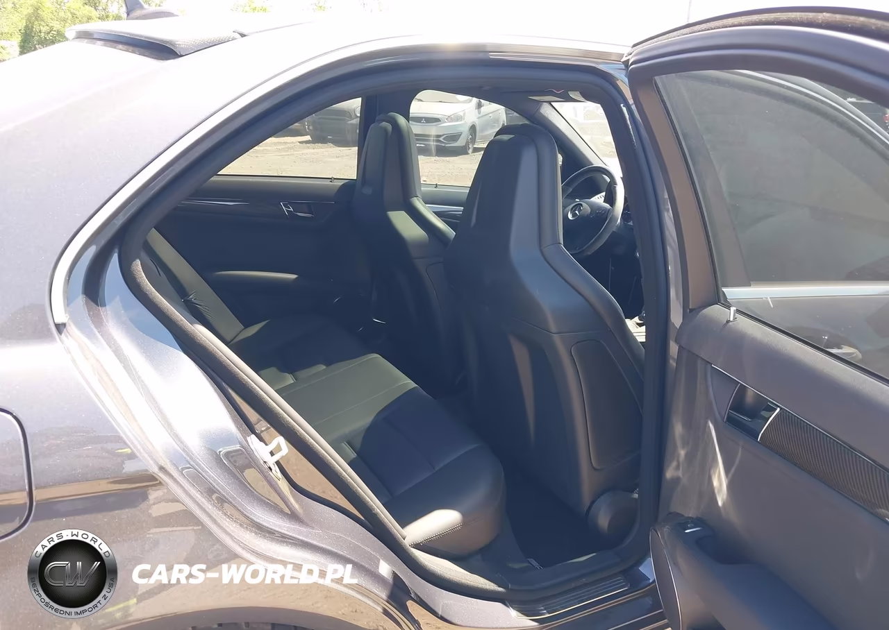 2011 Mercedes-Benz C 63 Amg VIN:WDDGF7HBXBF662508 - 8