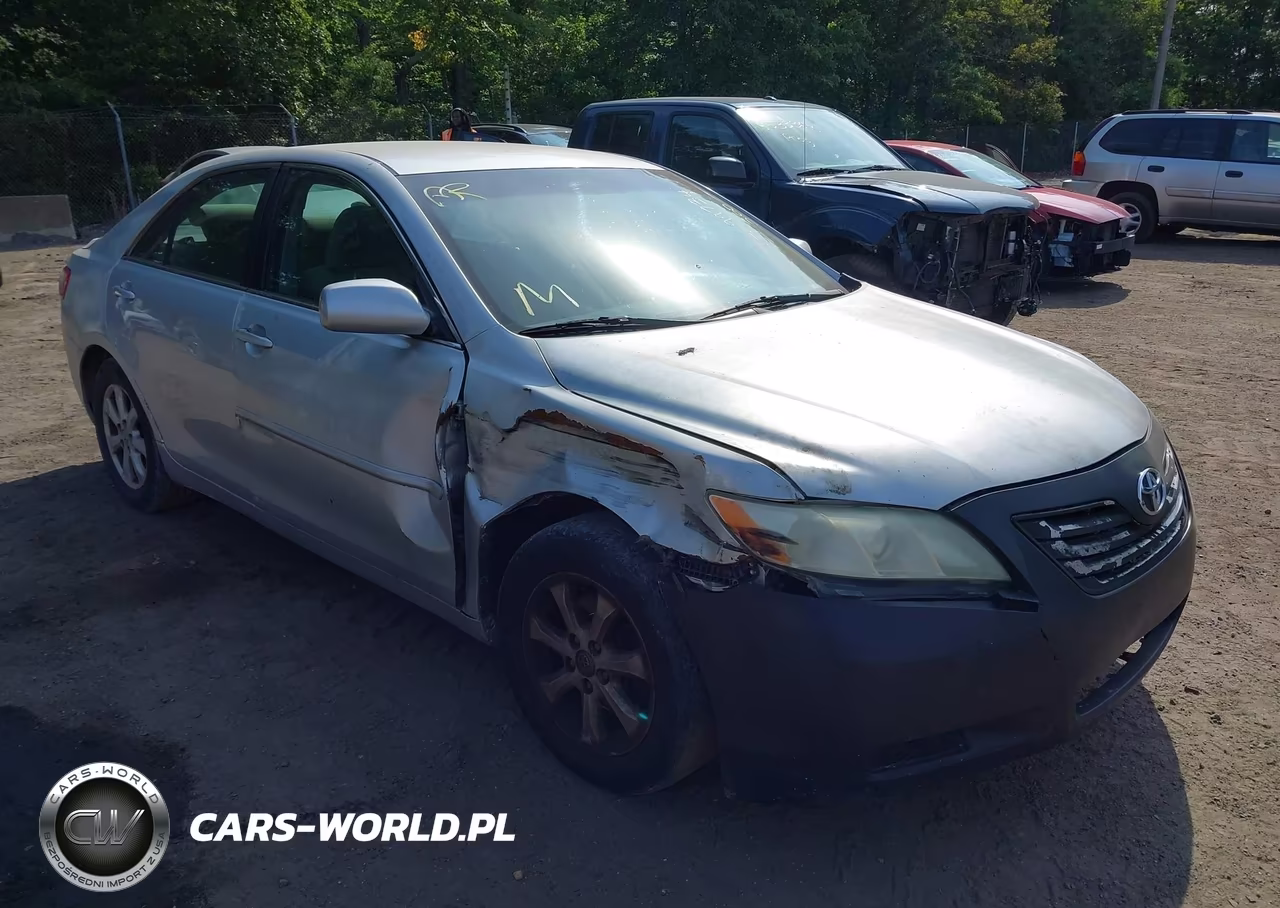 2009 Toyota Camry Le – zdjęcie 1 z 11