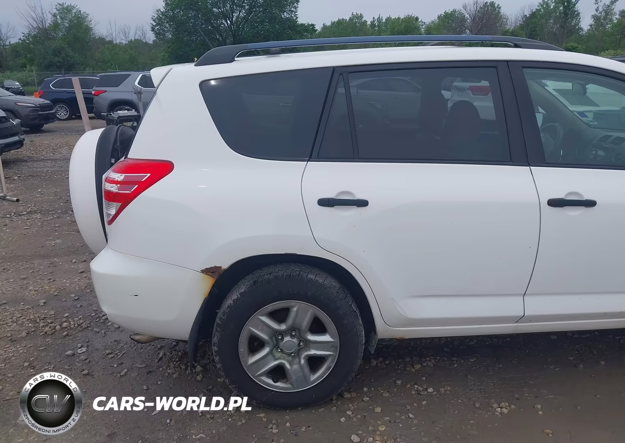 2010 Toyota Rav4 VIN:2T3BF4DVXAW031869 - 18