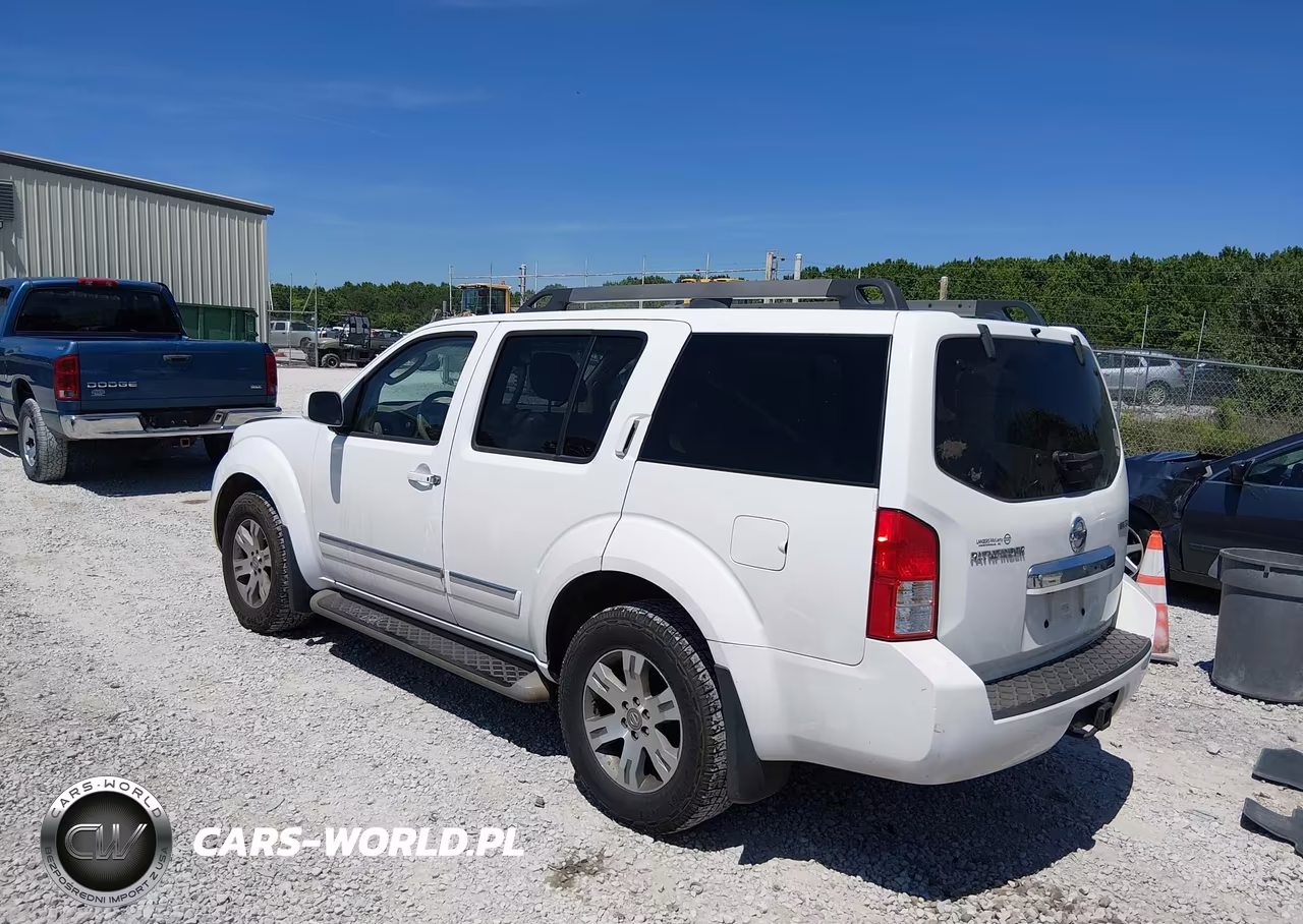 2011 Nissan Pathfinder Silver VIN:5N1AR1NN8BC625229 - 3