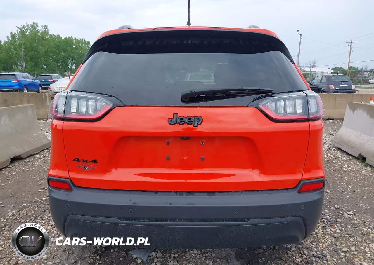 2021 Jeep Cherokee Altitude 4X4 VIN:1C4PJMLB9MD118305 - 17