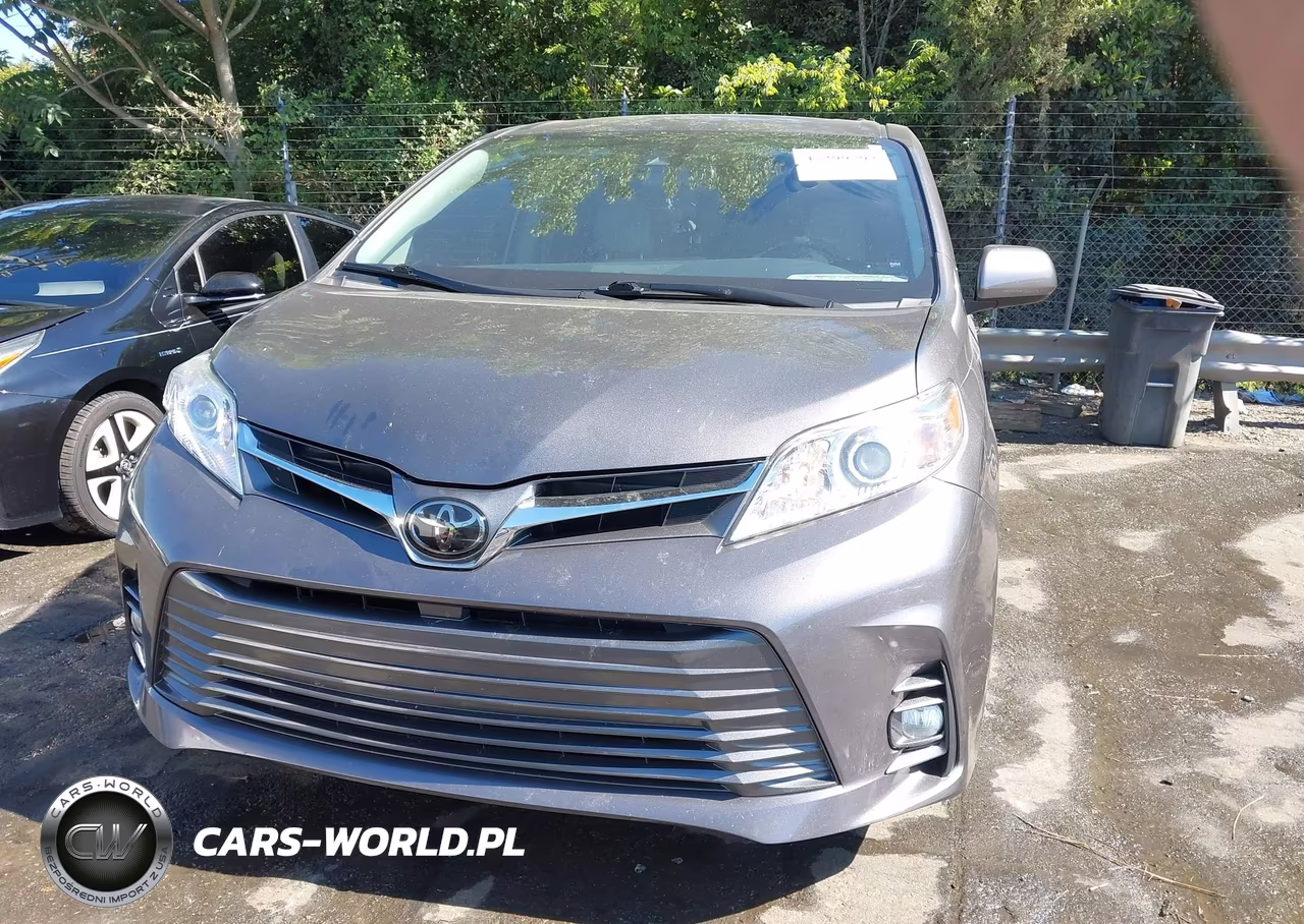 2018 Toyota Sienna Xle 8 Passenger VIN:5TDYZ3DC4JS933865 - 12