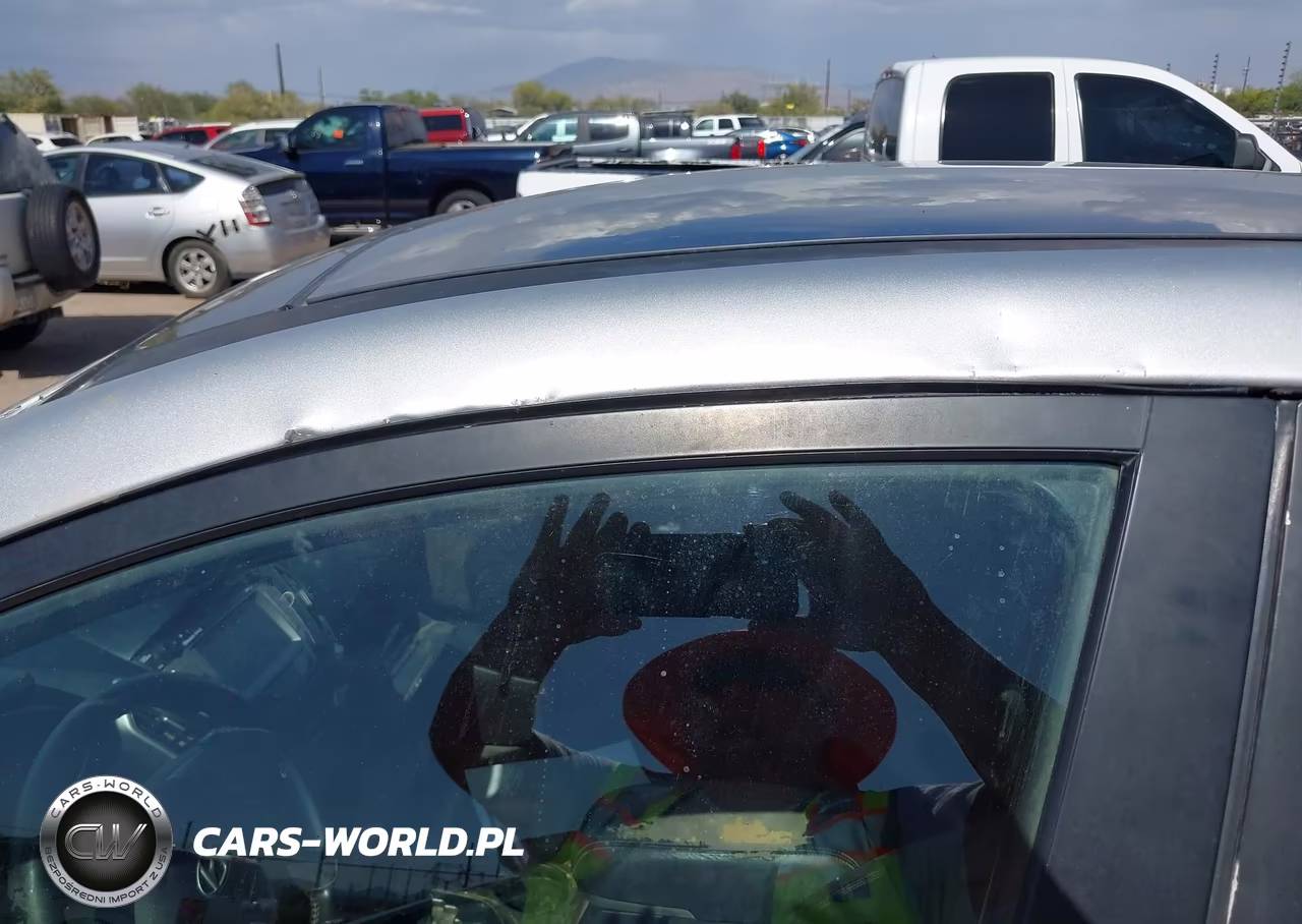 2010 Hyundai Tucson Limited VIN:KM8JU3ACXAU019079 - 6