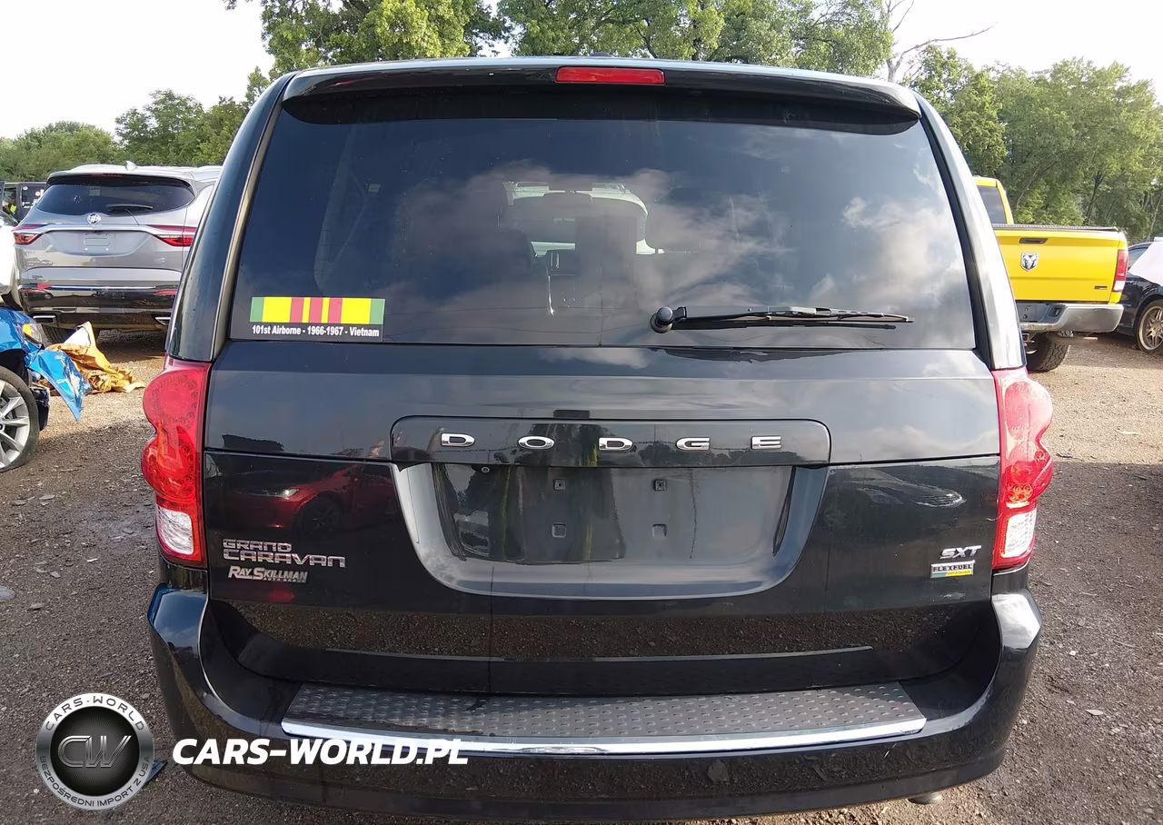 2017 Dodge Grand Caravan Sxt VIN:2C4RDGCG2HR664413 - 16