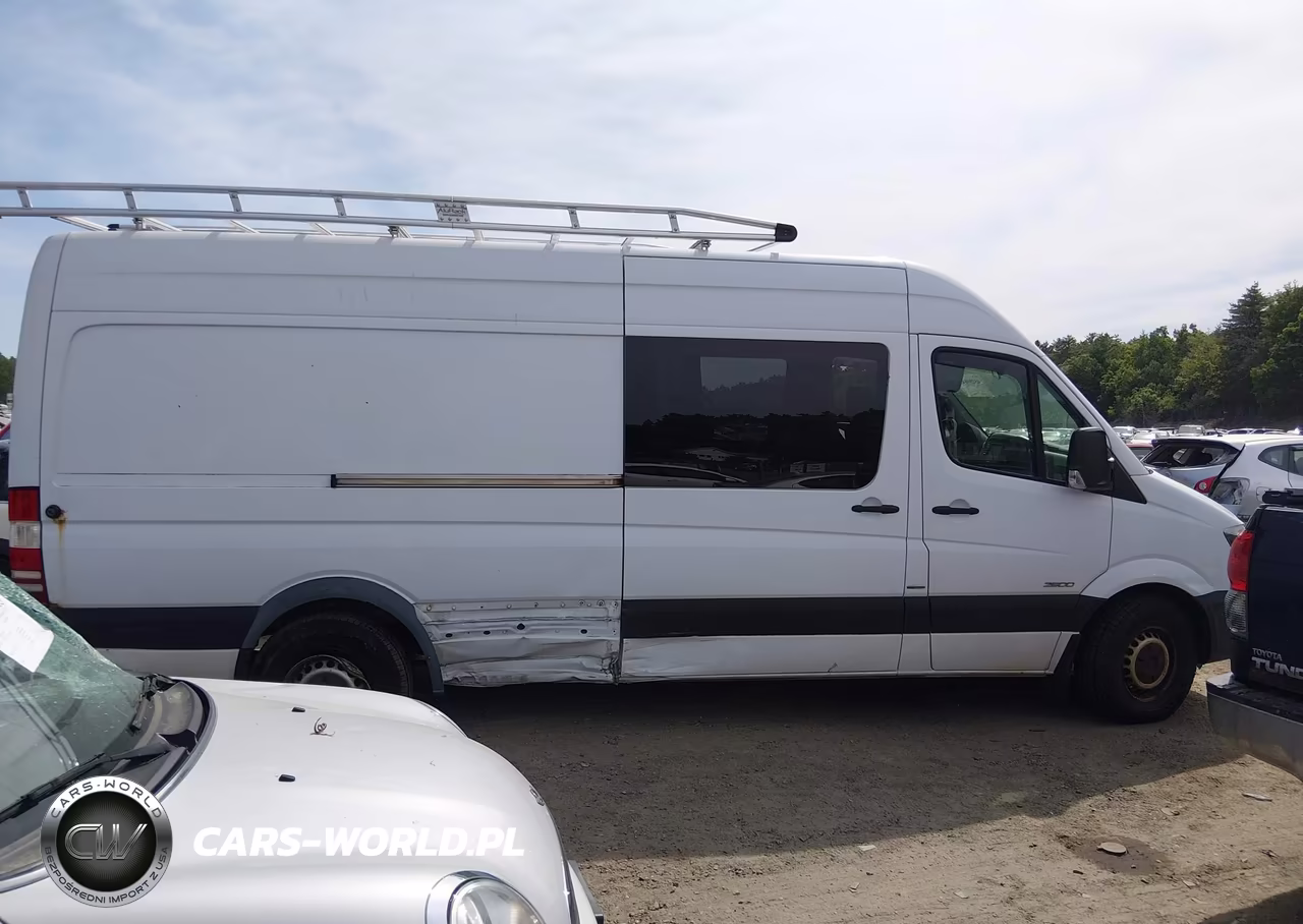 2015 Mercedes-Benz Sprinter 2500 High Roof VIN:WD3PE8CC7F5994527 - 13