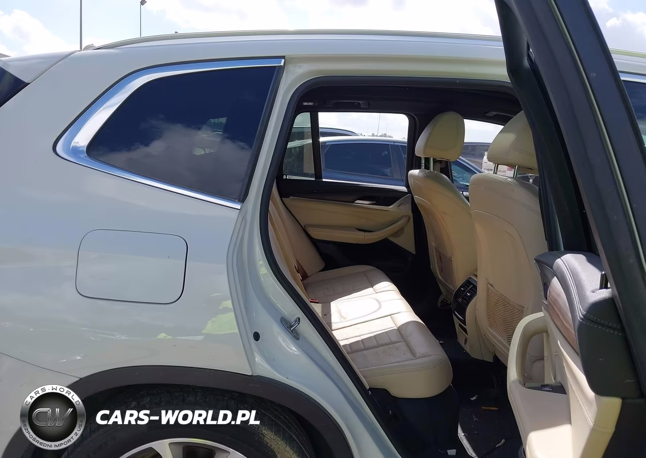 2019 BMW X3 xDrive30I VIN:5UXTR9C5XKLP84427 - 8