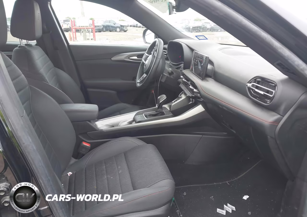2024 Dodge Hornet Gt Awd VIN:ZACNDFAN3R3A12620 - 5