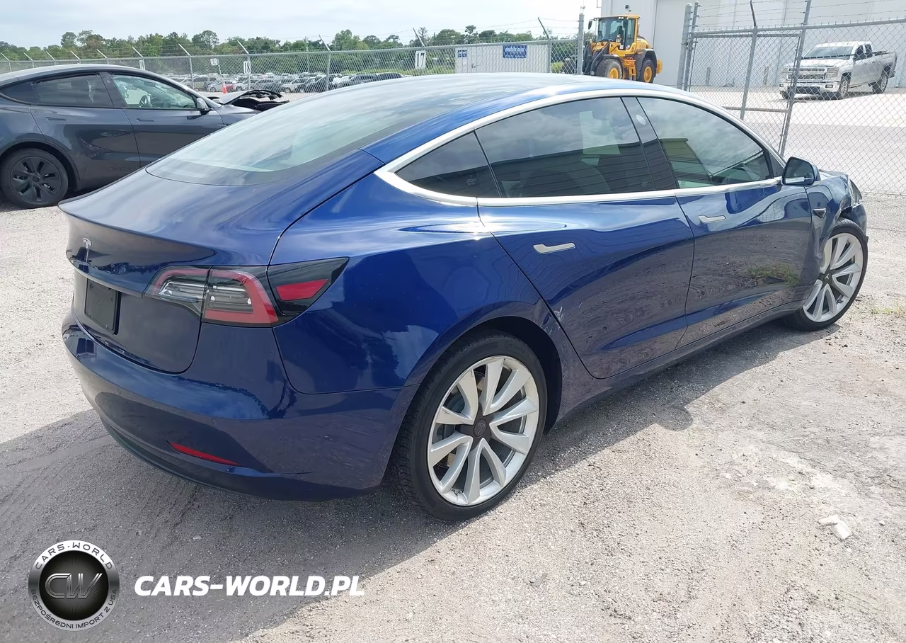 2018 Tesla Model 3 Long Range-Mid Range VIN:5YJ3E1EA3JF178171 - 4