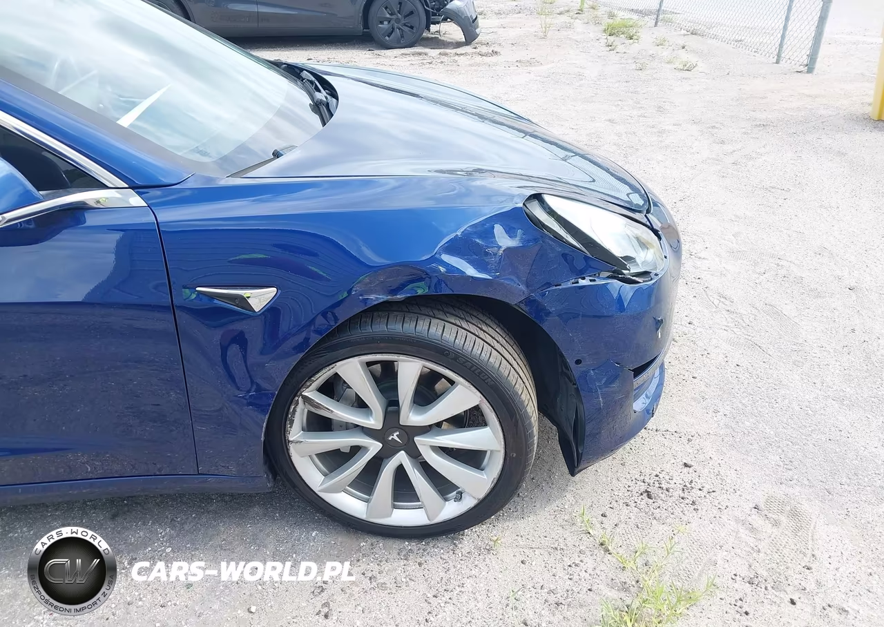 2018 Tesla Model 3 Long Range-Mid Range VIN:5YJ3E1EA3JF178171 - 6