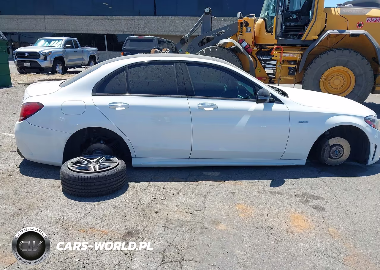 2019 Mercedes-Benz Amg C 43 4Matic VIN:55SWF6EB4KU312105 - 13