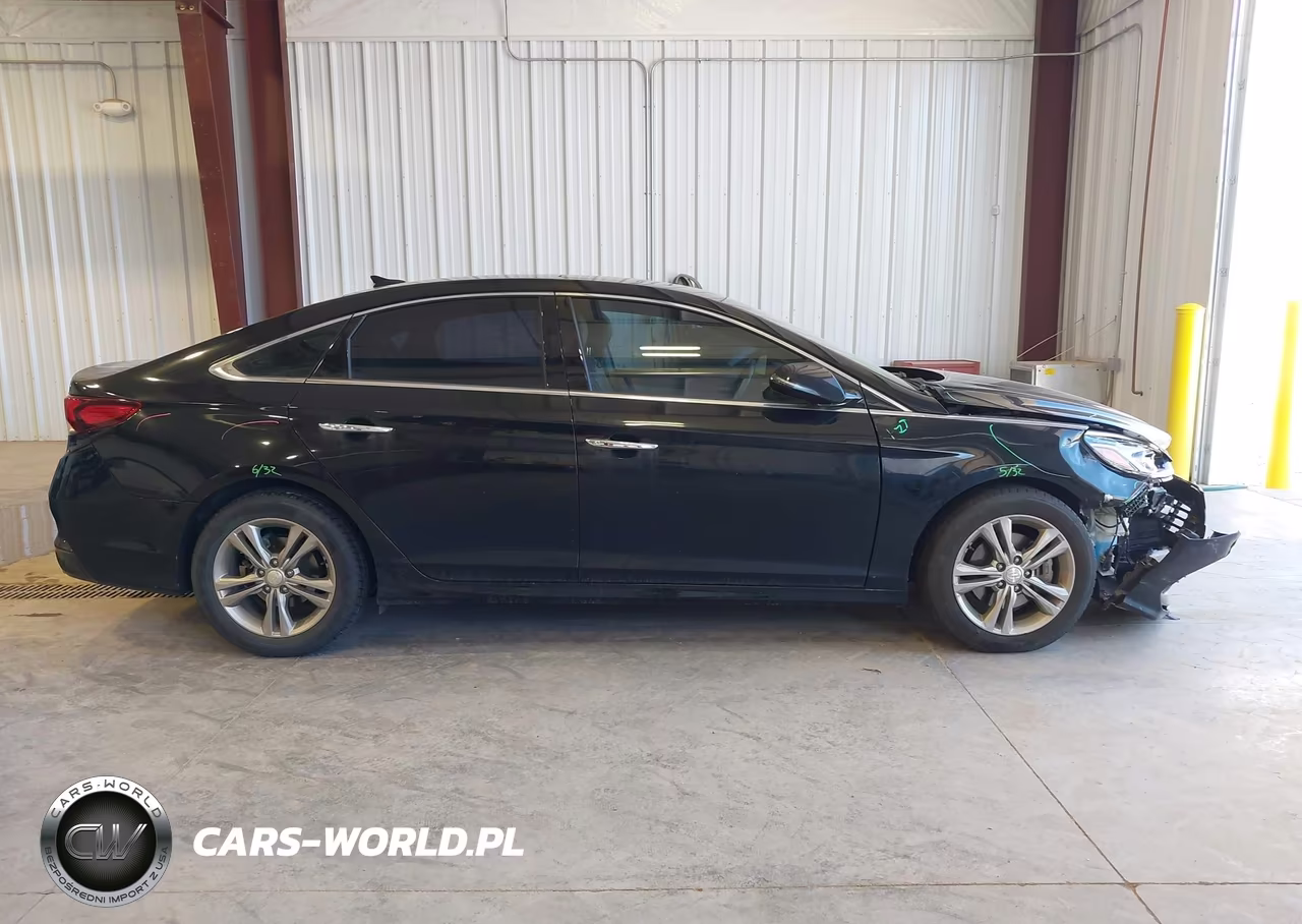 2018 Hyundai Sonata Limited VIN:5NPE34AF0JH597596 - 13