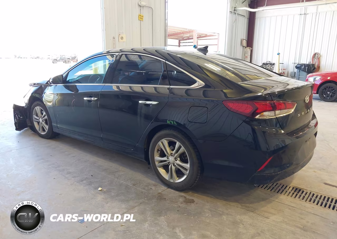 2018 Hyundai Sonata Limited VIN:5NPE34AF0JH597596 - 3