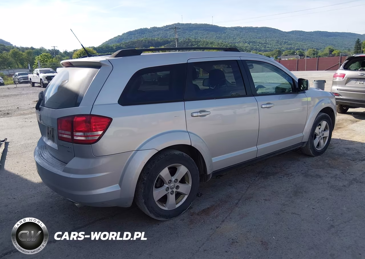 2010 Dodge Journey Sxt VIN:3D4PG5FV6AT138353 - 4