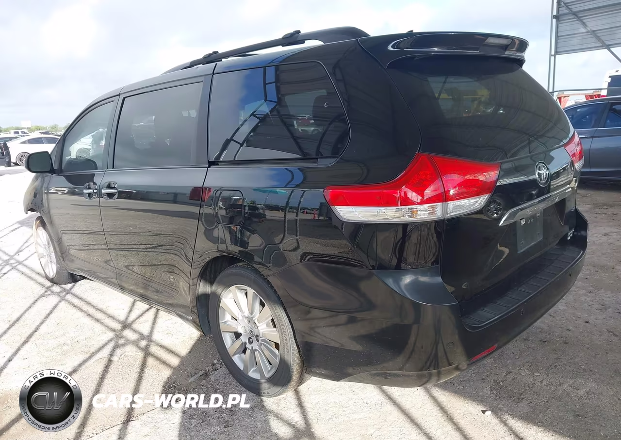 2011 Toyota Sienna Limited VIN:5TDDK3DC5BS019371 - 3