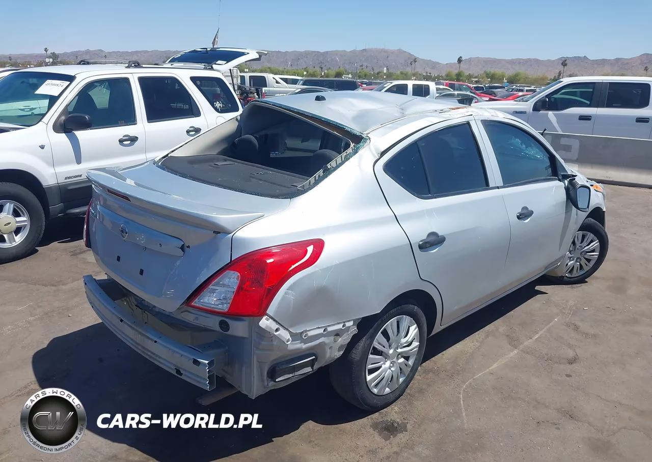 2018 Nissan Versa 1.6 S+ VIN:3N1CN7APXJL835808 - 4